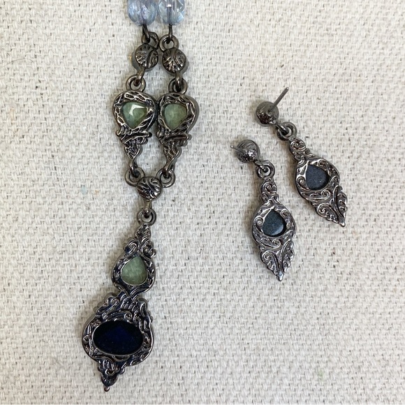 1928 Gunmetal Necklace and earring set green blue gem rhinestone y necklace - Picture 6 of 7